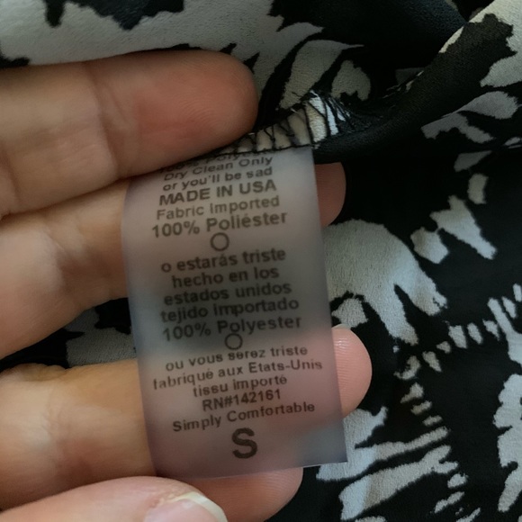 LuLaRoe black and white fringe kimono - Picture 8 of 8